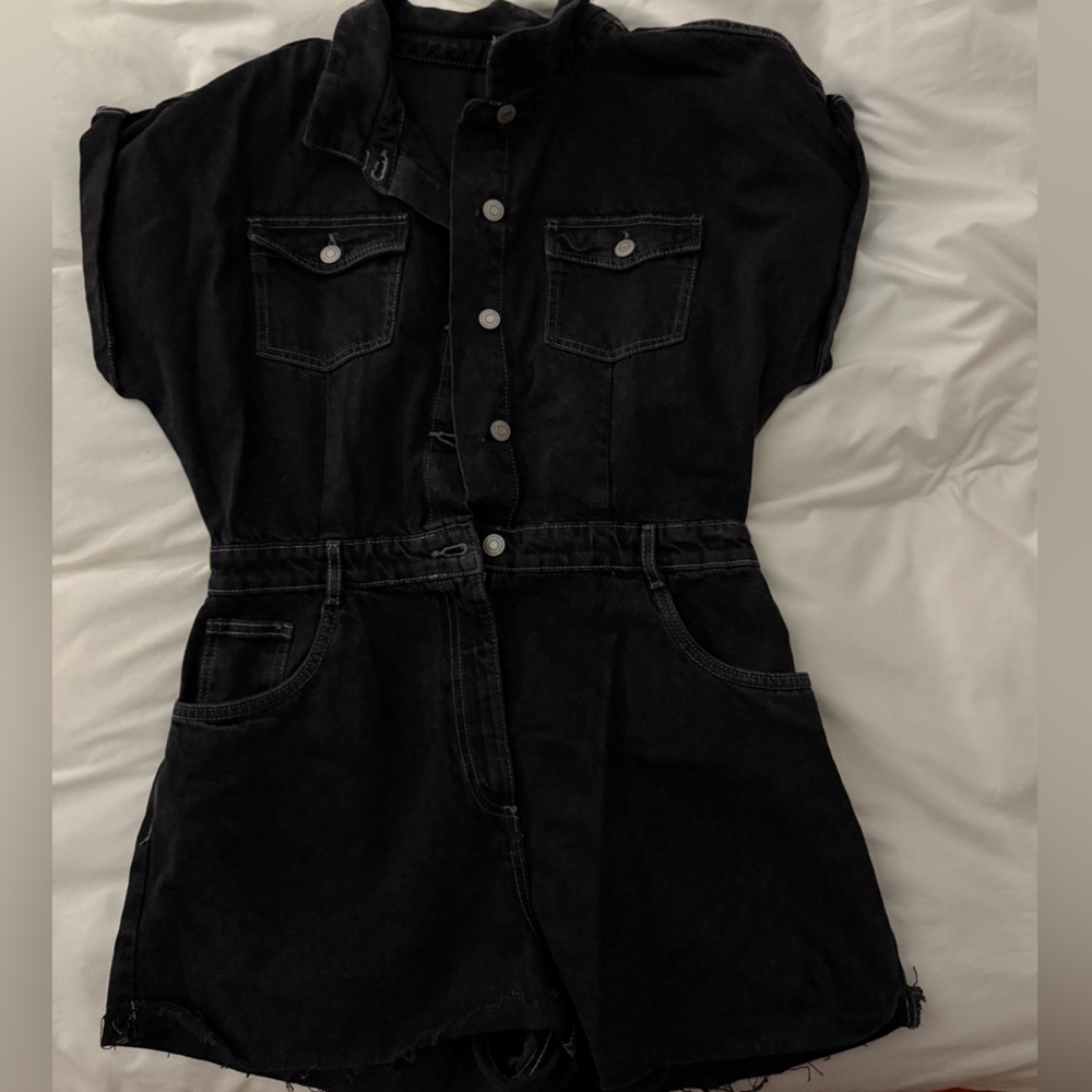 Cotton On black denim romper for game days!